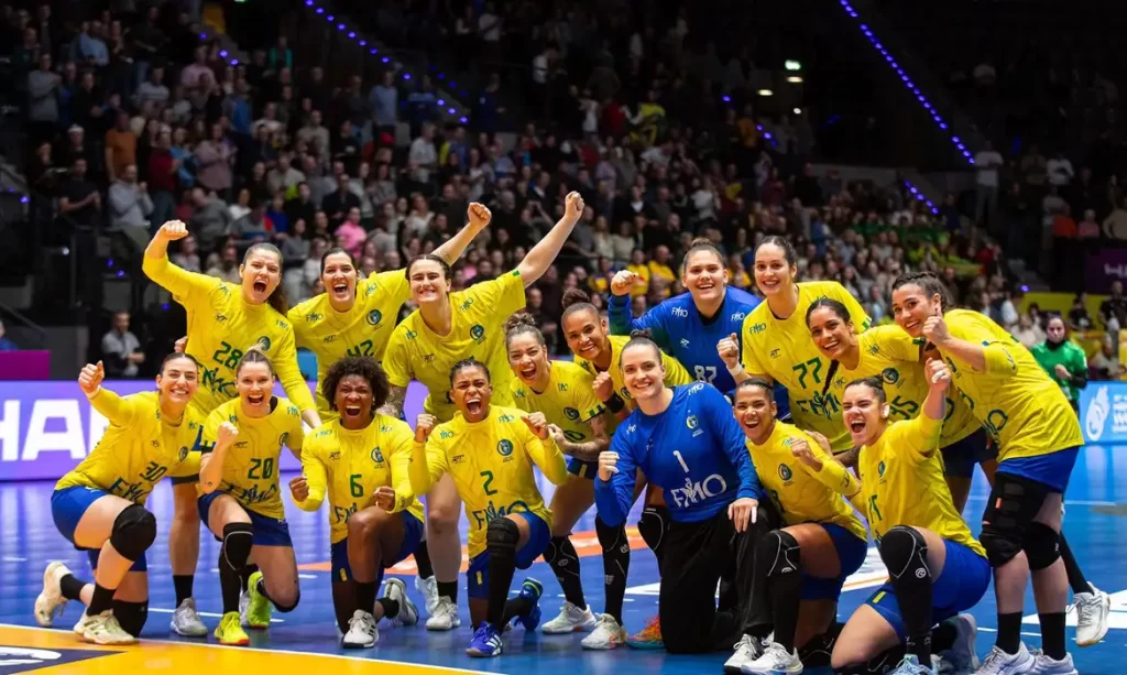 Brasil estreia com goleada sobre Cuba no Mundial de Handebol