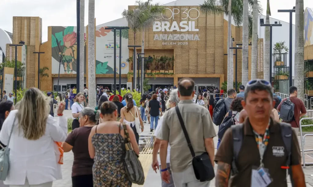 Cúpula dos Povos leva vozes da sociedade civil à COP30 em Belém
