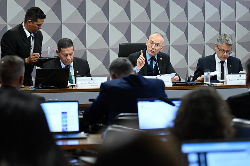 Parlamentares aprovam 25 diretrizes para enfrentar crise climática na COP30
