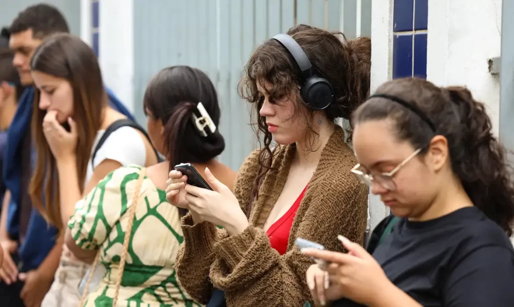 Termina hoje o prazo para pedir reaplicação do Enem 2025