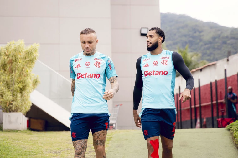 Flamengo visita o Atlético-MG em jogo que pode valer o título
