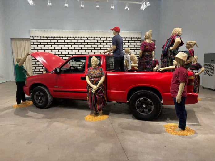 Artista da Guatemala traz cultura indígena para exposição no Inhotim