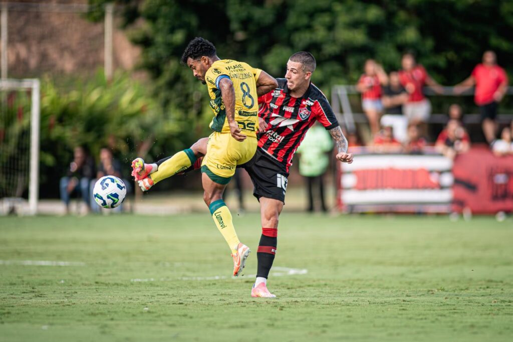 Vitória vence o Mirassol e deixa a zona de rebaixamento