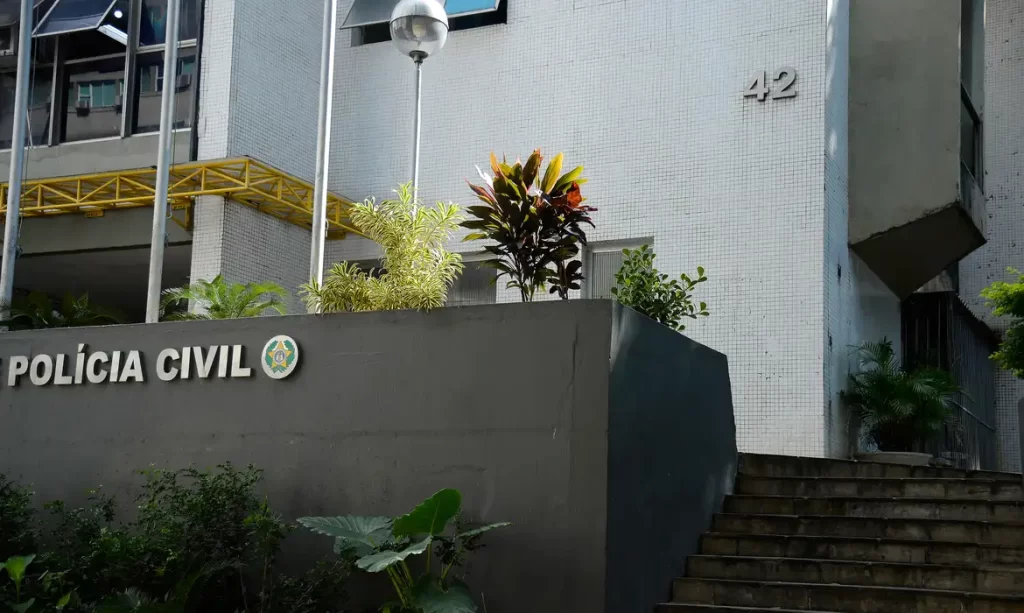 Polícia desarticula fábrica ilegal de armas na Baixada Fluminense