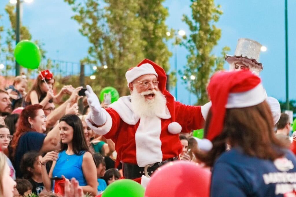 Chegada do Papai Noel neste sábado marca o início do Natal no Iguatemi Rio Preto