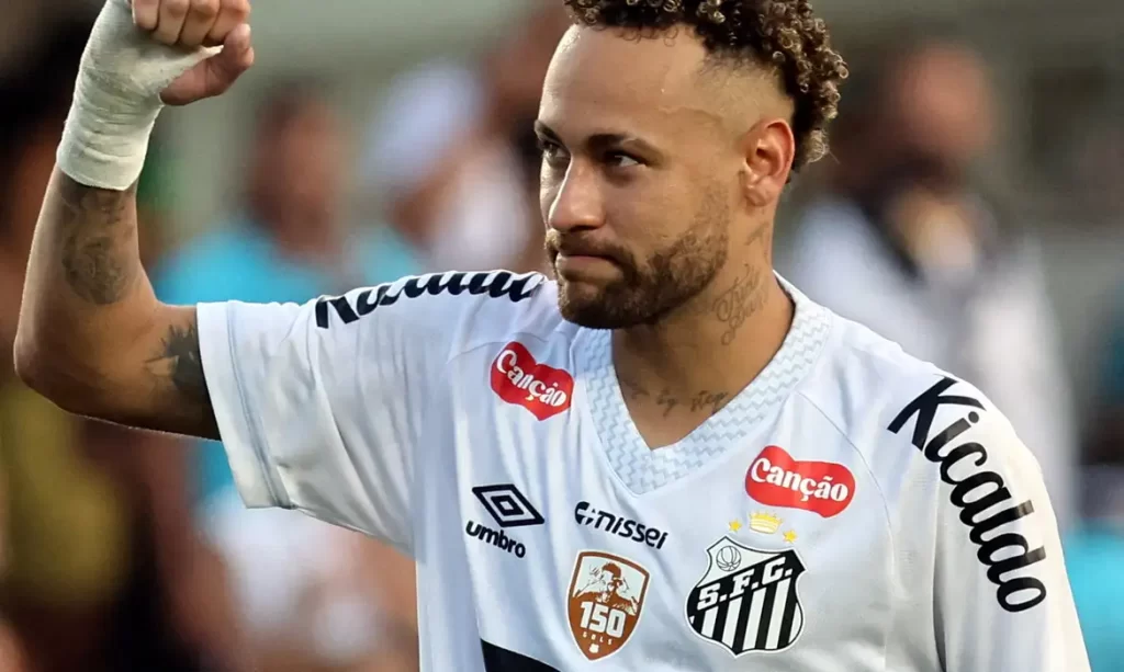 Neymar aceita ficar no banco em conversa com Ancelotti na Seleção