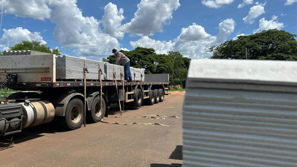 Defesa Civil conclui entrega de telhas a cidades da região