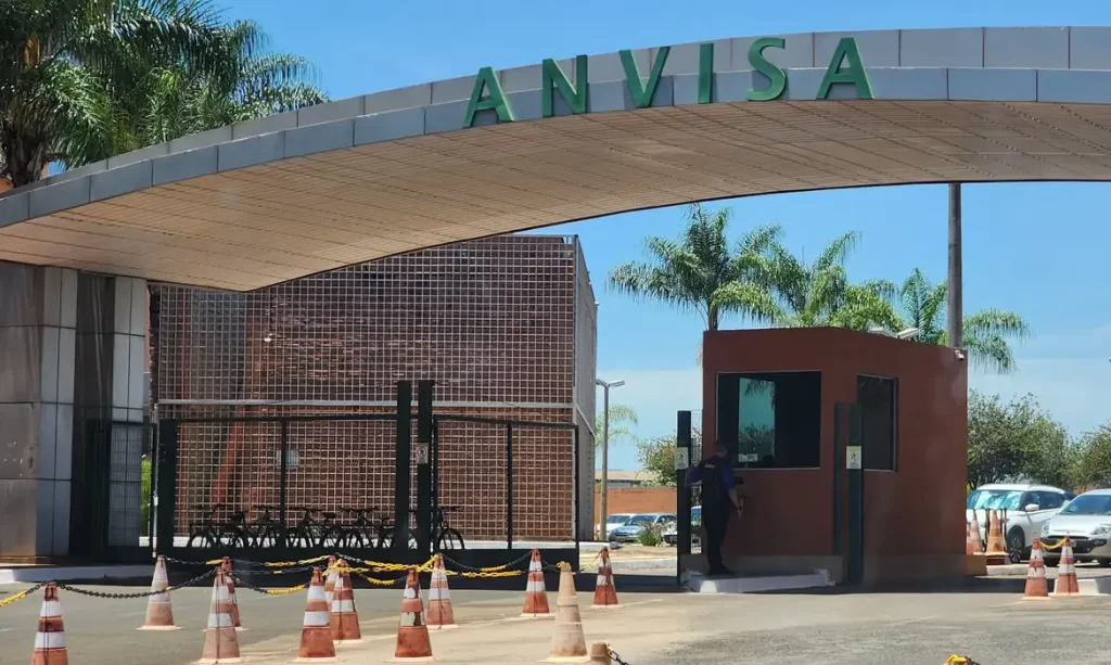 Anvisa proíbe venda de suplementos irregulares no país