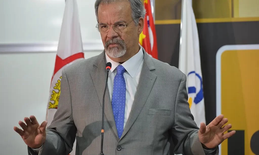 Morre Raul Jungmann, presidente do Instituto Brasileiro de Mineração