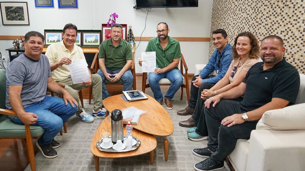 Prefeito em exercício autoriza obra de espaço esportivo no Morada do Sol