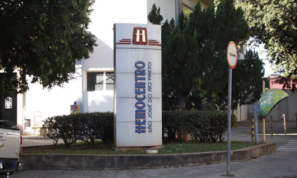 Hemocentro de Rio Preto está com baixo estoque de sangue e pede doações