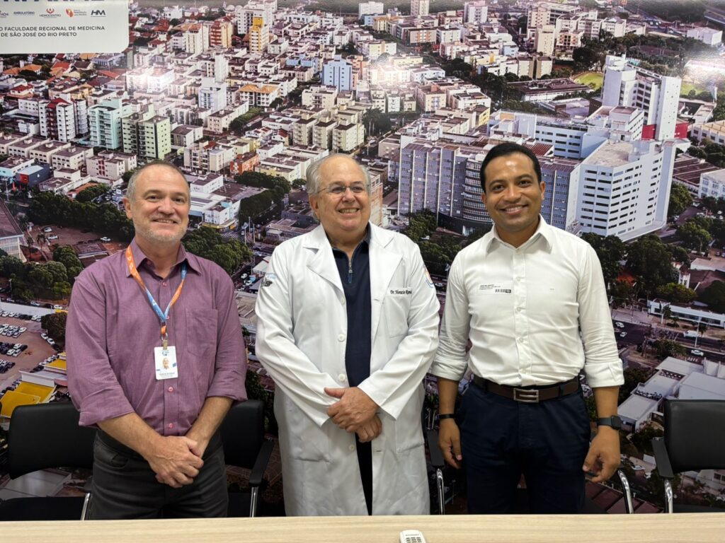 Vereador Jonathan Santos visita a Funfarme e reforça apoio à instituição