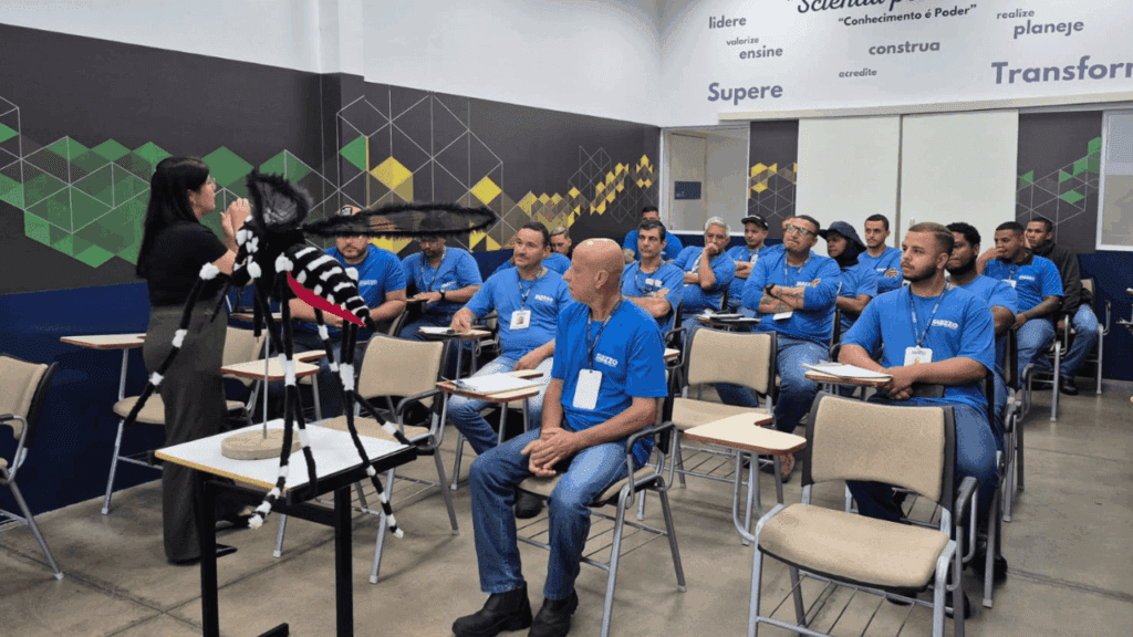 Saúde capacita equipe de nebulização para reforçar combate ao Aedes