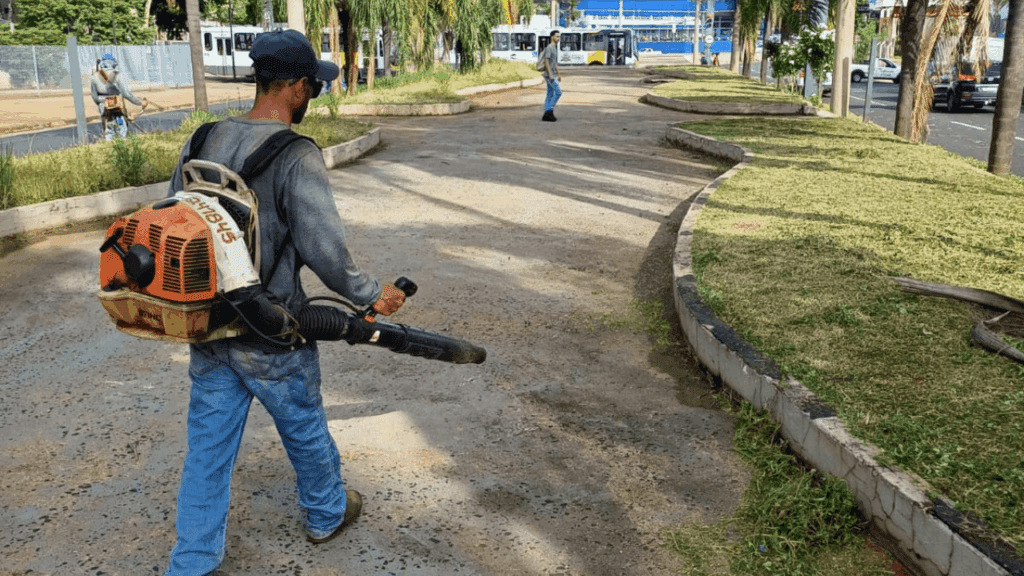Mutirão atua em diferentes bairros de Rio Preto nesta quinta-feira