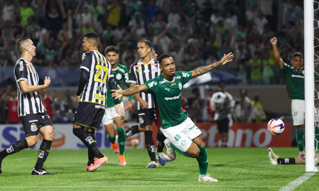Palmeiras vence o Santos e amplia série invicta em casa