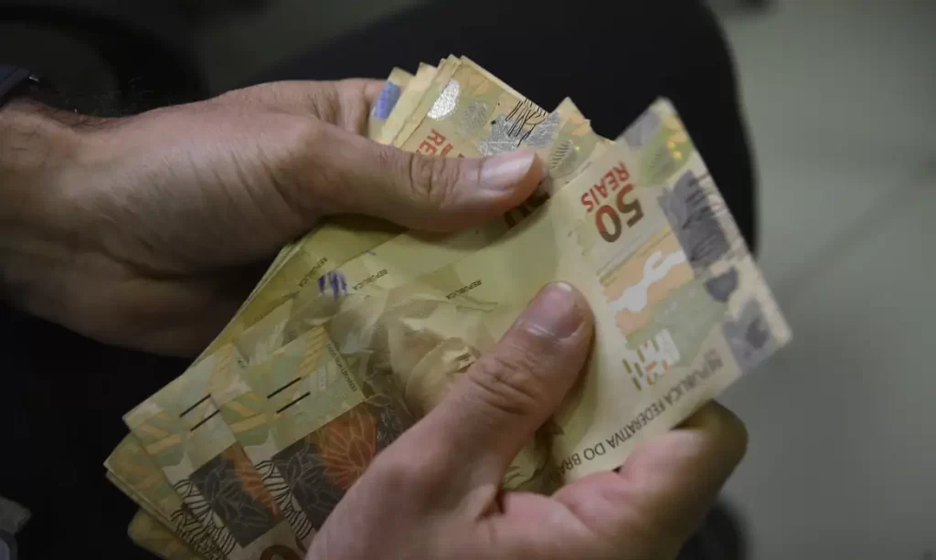 Consulta ao Abono Salarial de 2026 começa nesta quinta-feira