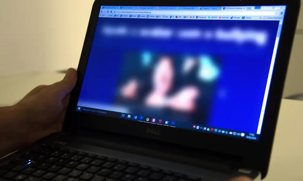 Denúncias de crimes cibernéticos crescem 28% em 2025, aponta SaferNet