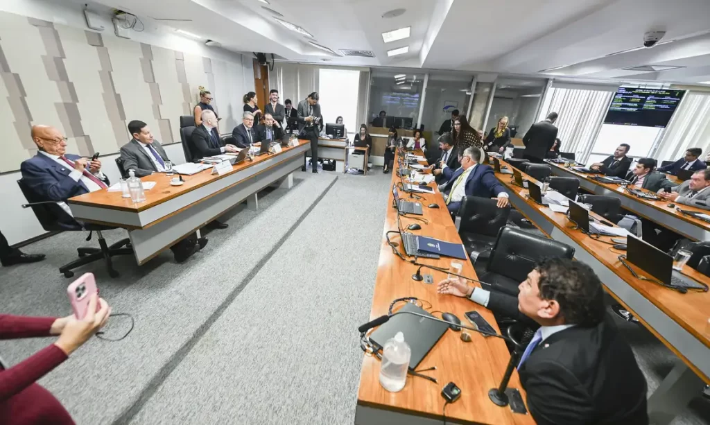André Mendonça decide que irmãos de Toffoli não precisam depor em CPI