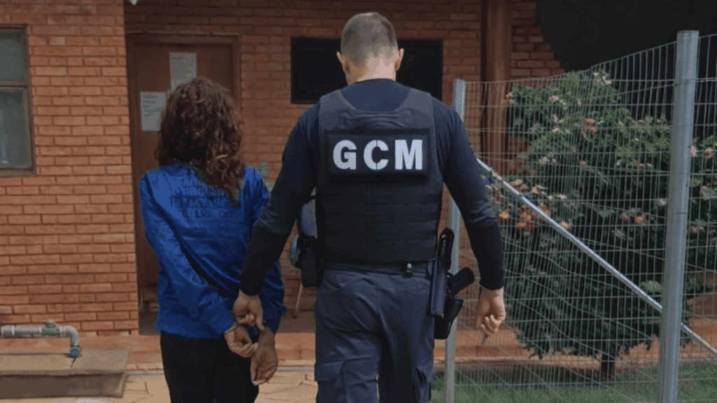 GCM prende neta por tentar roubar avó e descumprir medida protetiva