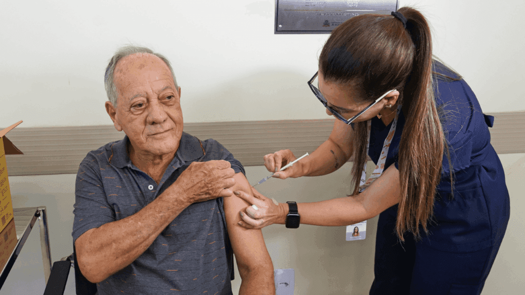 Vacinação contra gripe começa antecipada em Rio Preto