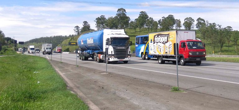Caminhoneiros descartam paralisação após medidas do governo federal
