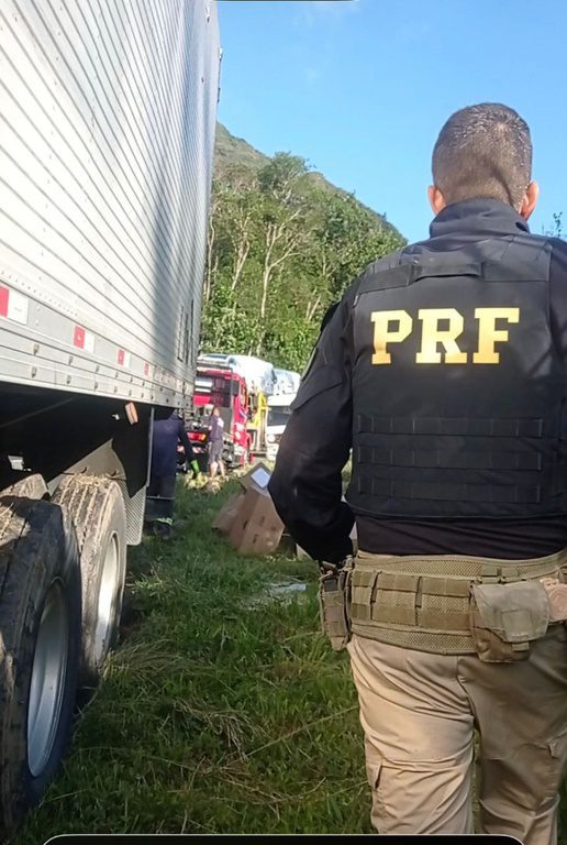 PRF encerra operação khonshu com 13 prisões na Régis Bittencourt