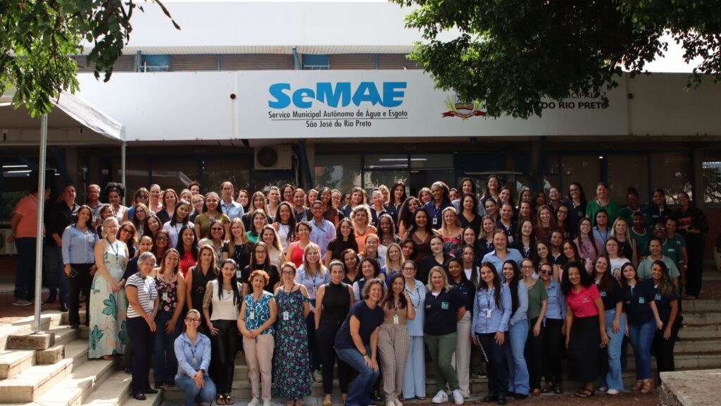 Câmara aprova projeto que reajusta salário de servidores do Semae