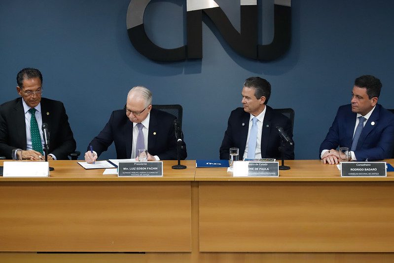 CNJ decide que parentesco sozinho não prova nepotismo