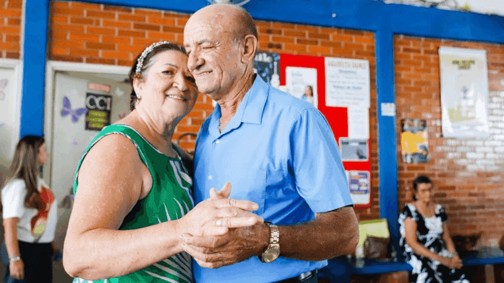 Fundo Social realiza sorteio de viagem para idosos em Rio Preto