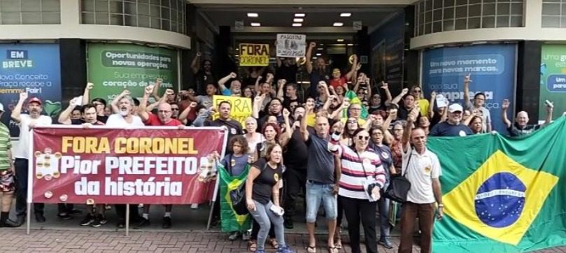 Ato no Calçadão reúne oposição e movimentos sociais pedem cassação de Fábio Candido