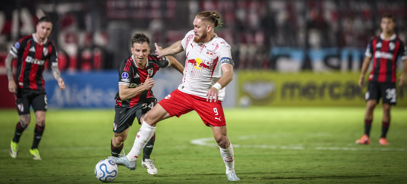 Bragantino perde para o River Plate pela Sul-Americana
