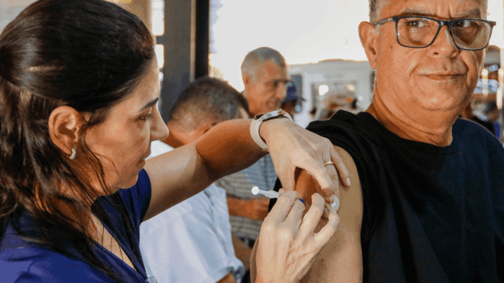 Saúde leva vacinação e ações educativas para eventos e feiras neste fim de semana