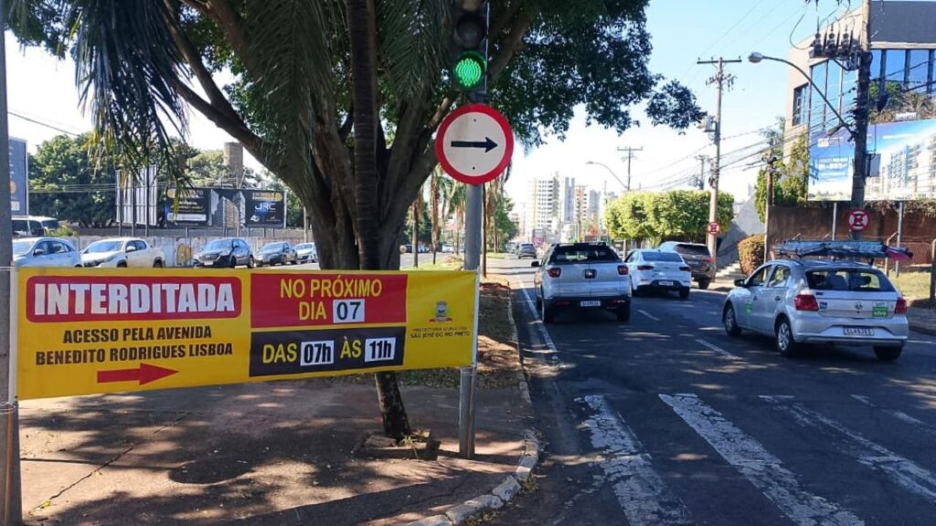 Corrida do Sesc provoca interdições na avenida José Munia