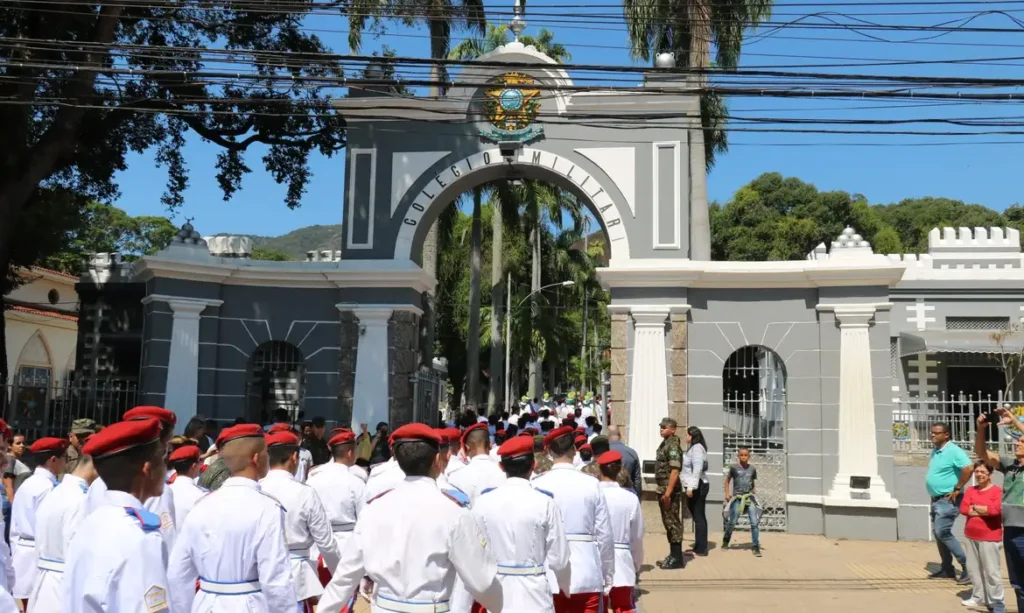 MPF pede suspensão de concurso do Colégio Militar do Rio por falhas na aplicação das cotas