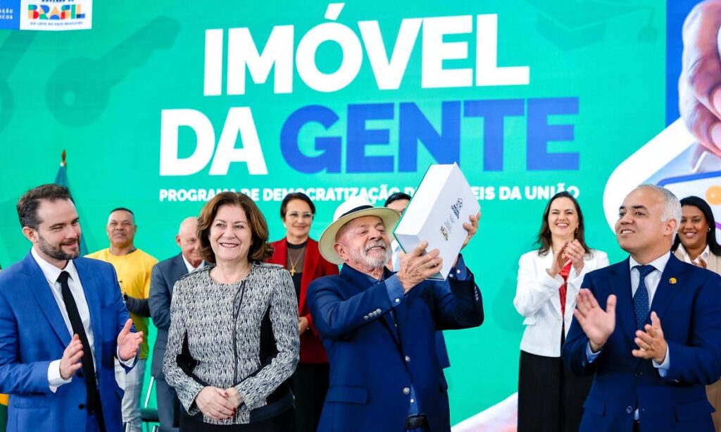 Governo amplia programa para dar destino social a quase 1,9 mil imóveis da União