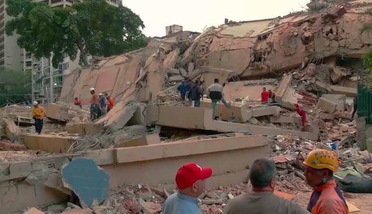 Número de mortos por terremoto na Venezuela se aproxima de 1.500