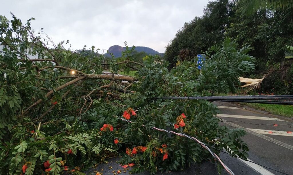Frente fria aumenta risco de tempestades no Sul e no Centro-Oeste