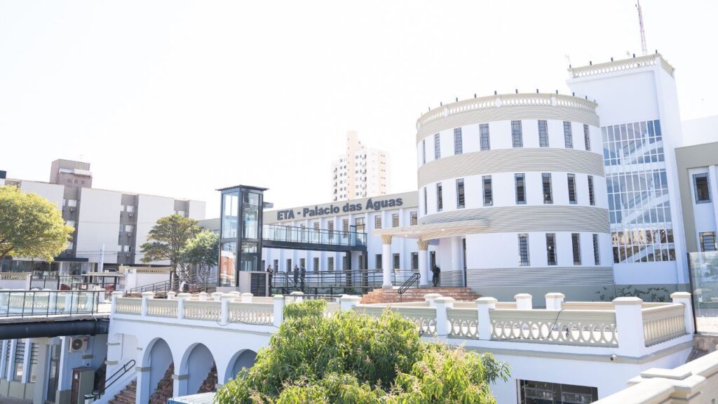 Palácio das Águas completa 71 anos como símbolo do saneamento de Rio Preto